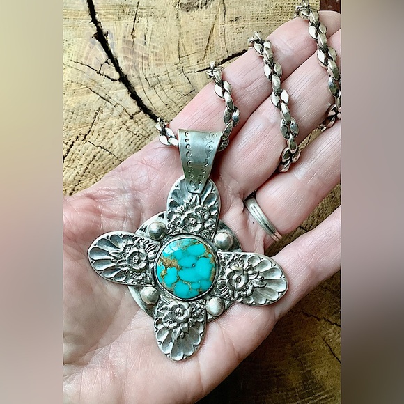 Necklace, turquoise - Picture 3 of 6